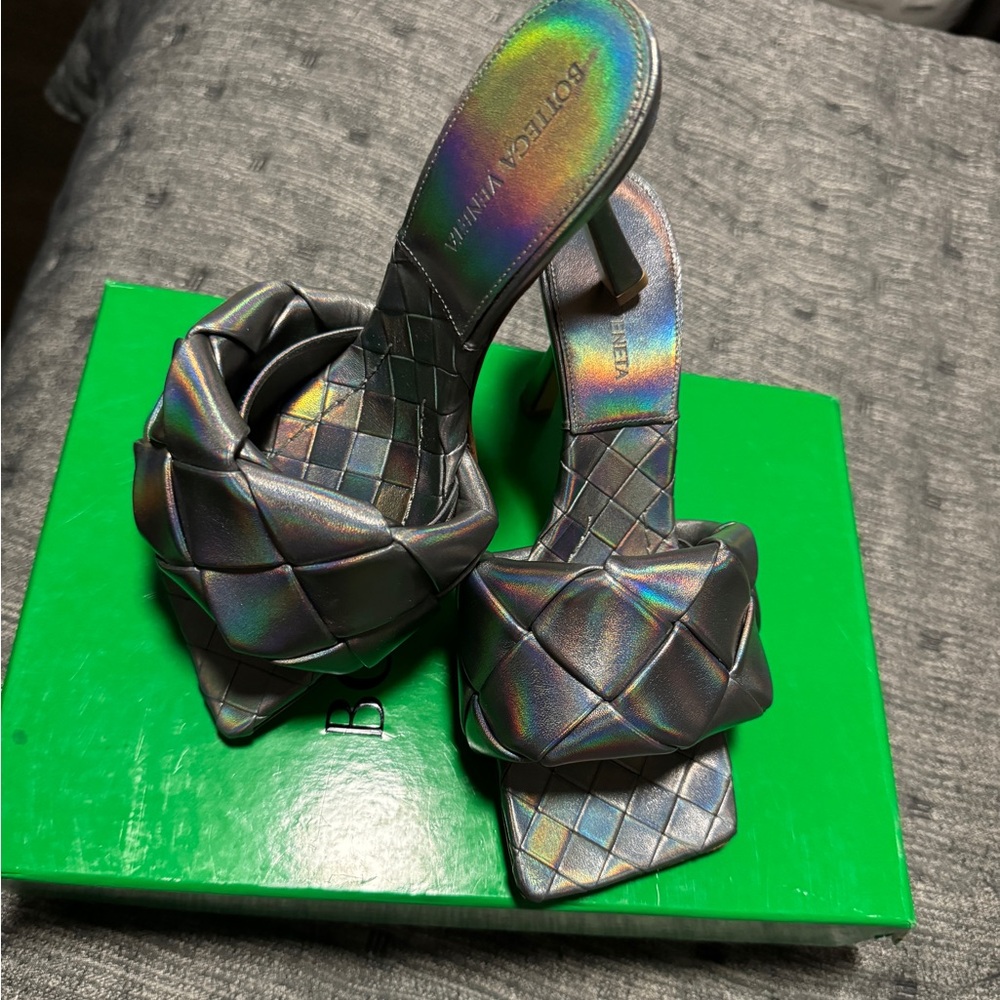 Bottega metallic sandals size 7.5 brand new never worn - Picture 4 of 14